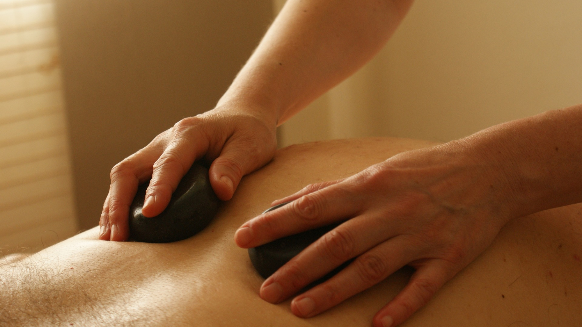 Mediterraneantheraphy-massage-london